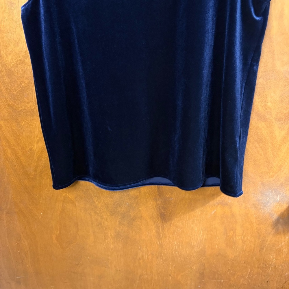 Vineyard Vines Navy Blue Velvet Sleeveless Shell Blouse Top NWT Formal Office - Picture 8 of 12